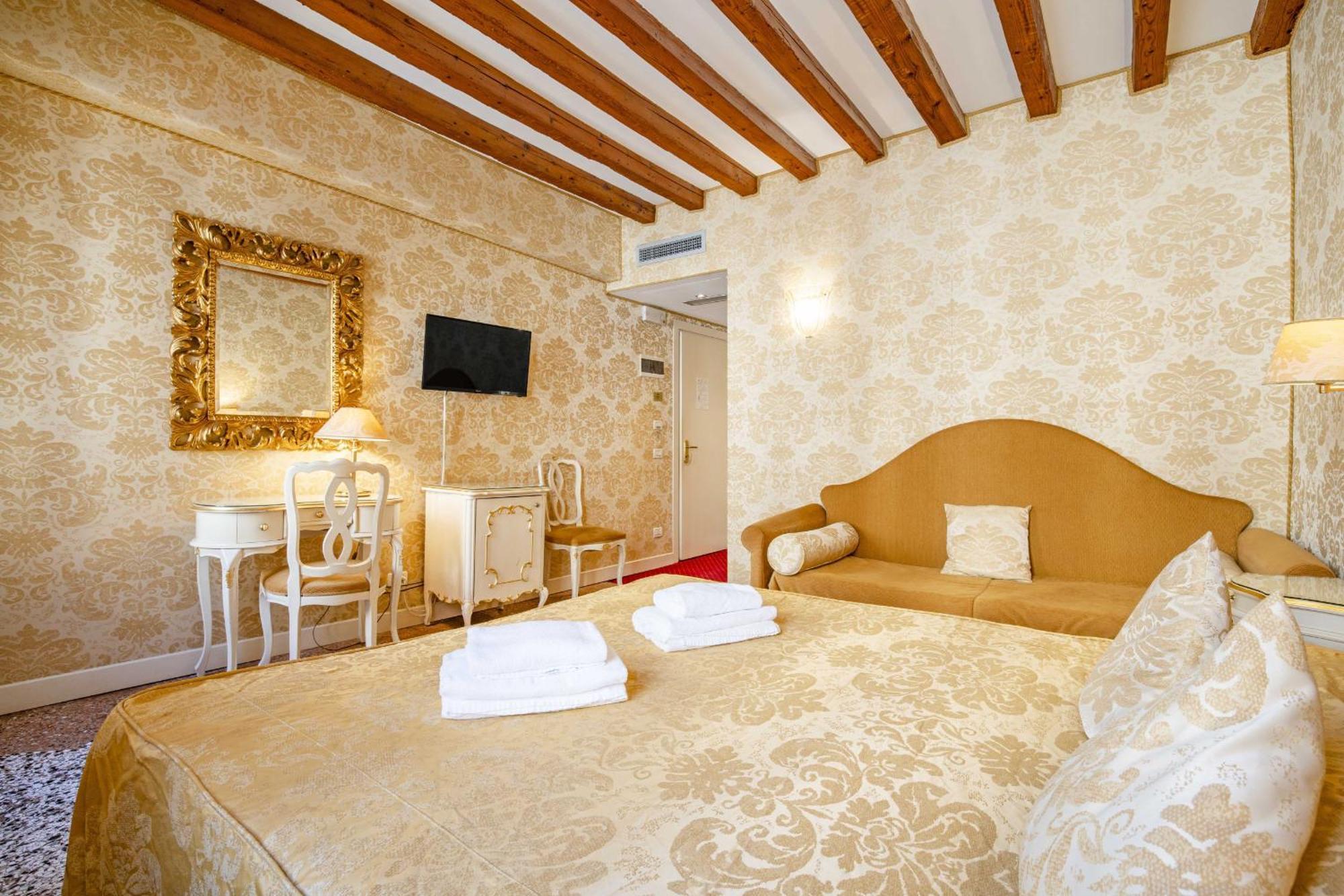 Residence Ca' Di Malta Arsenale By Wonderful Italy เวนิส ภายนอก รูปภาพ