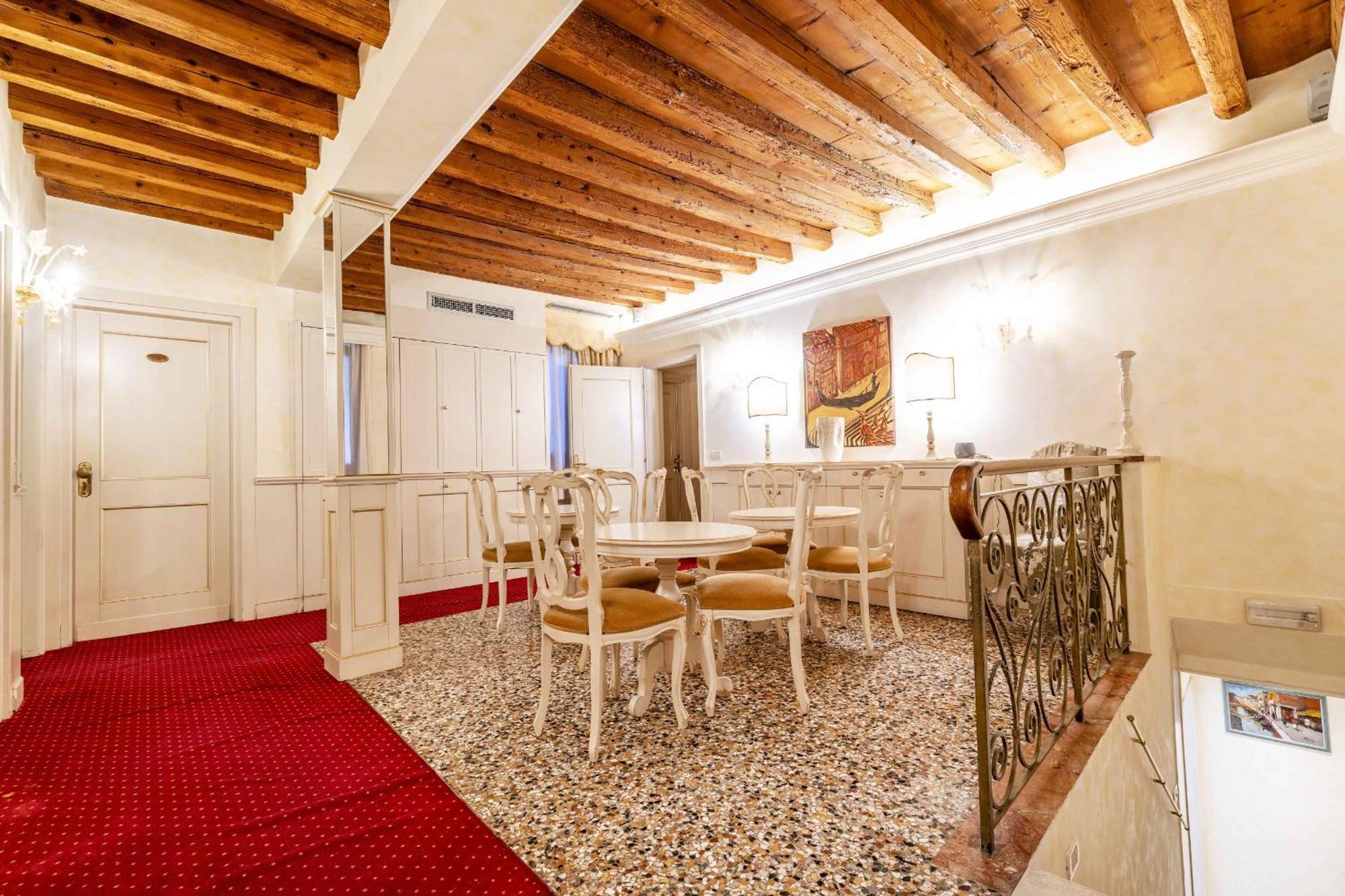 Residence Ca' Di Malta Arsenale By Wonderful Italy เวนิส ภายนอก รูปภาพ