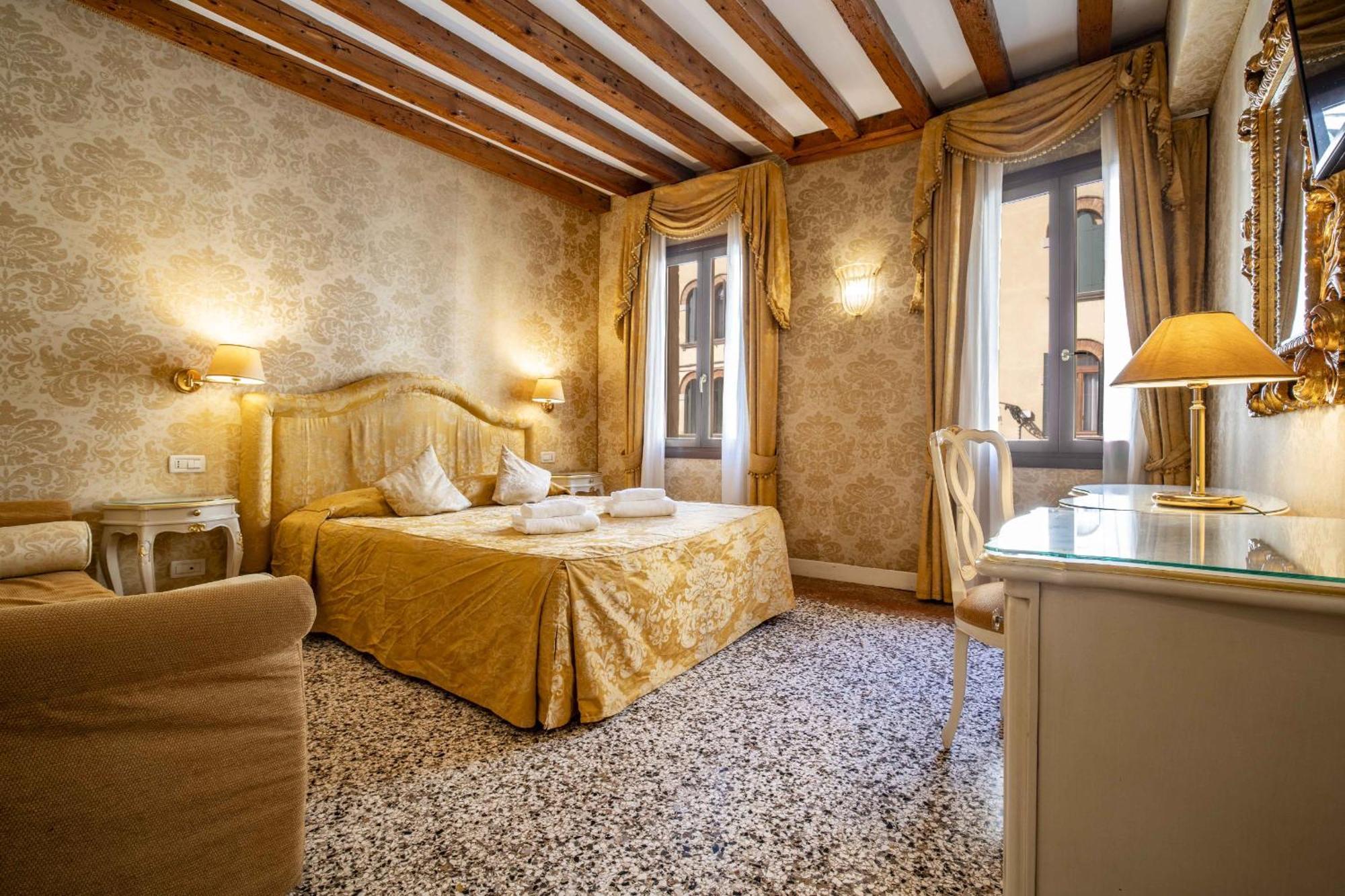 Residence Ca' Di Malta Arsenale By Wonderful Italy เวนิส ภายนอก รูปภาพ